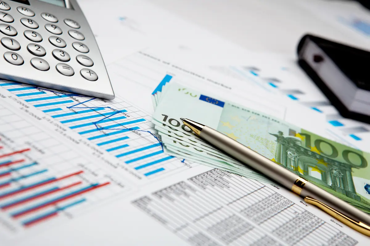 Documentazione finanziaria per ISEE 2025: calcolo del reddito e patrimonio familiare